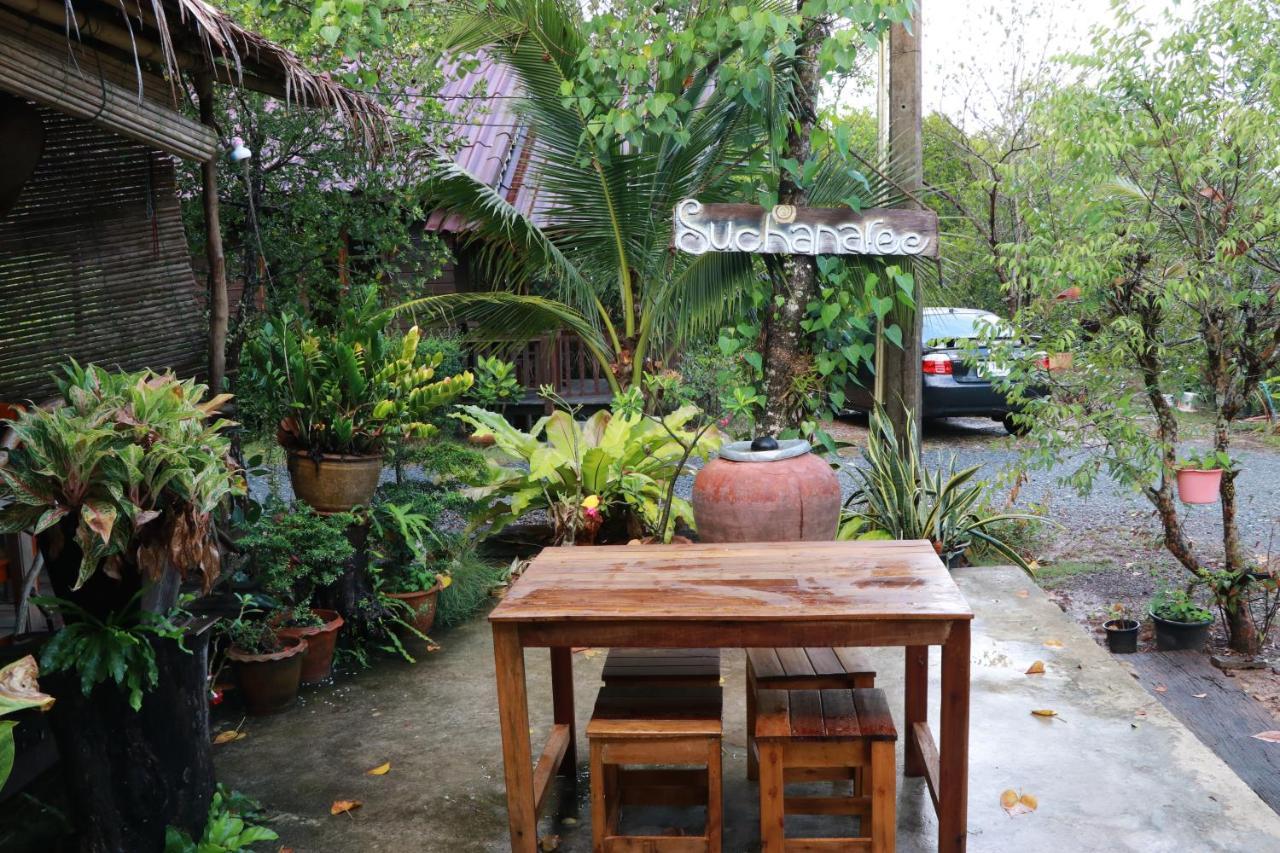 Suchanaree@Laemngop Trat Exterior foto