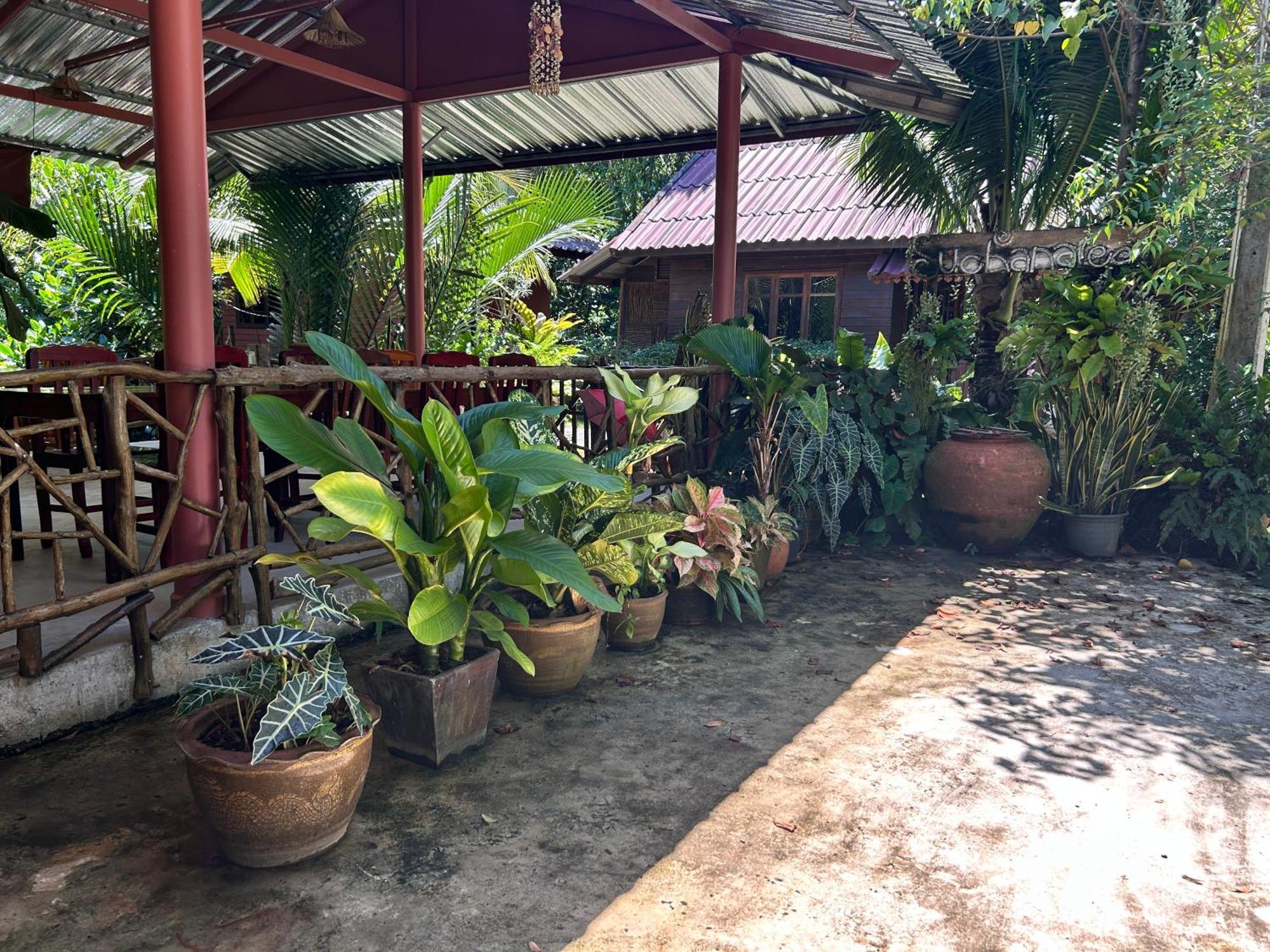 Suchanaree@Laemngop Trat Exterior foto